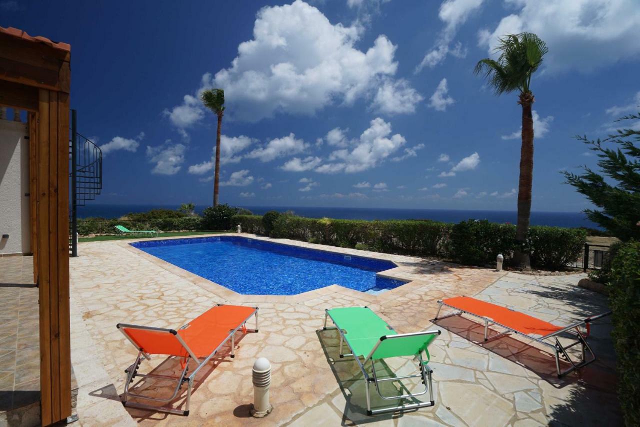 Unforgettable Family Escape - Cliffside Villa With Panoramic Sea Views And Kid-Friendly Private Pool Писсури Экстерьер фото